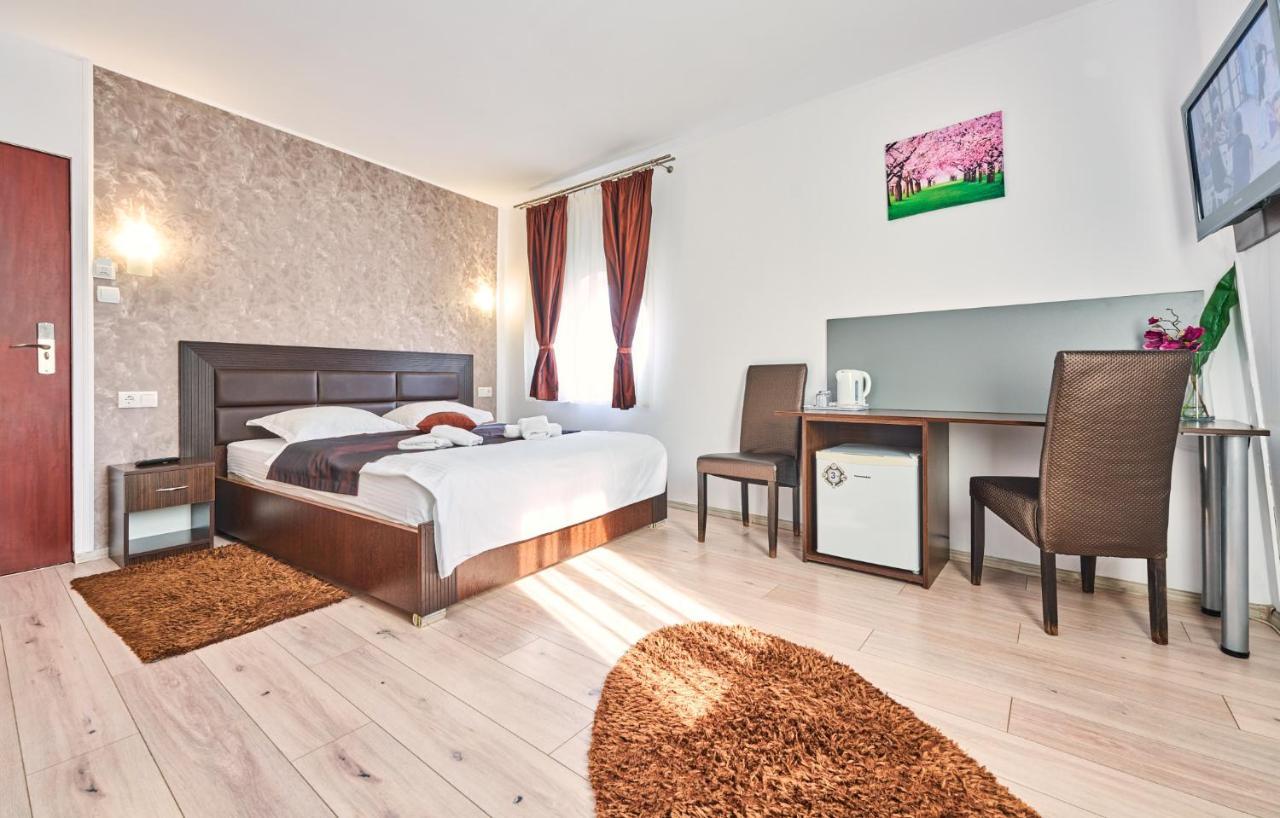 Pension Mora Cluj-Napoca Exterior foto
