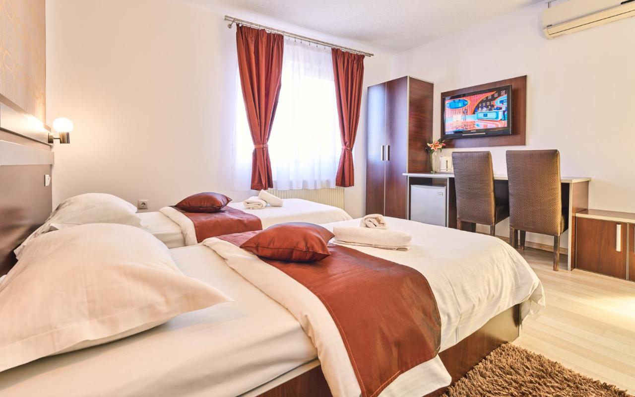 Pension Mora Cluj-Napoca Exterior foto
